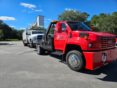 John Conwell Towing & Recovery JunkYard in Jacksonville (FL) - photo 2