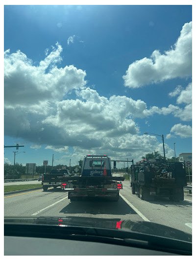 Sisters Towing and Transportation JunkYard in West Palm Beach (FL) - photo 2