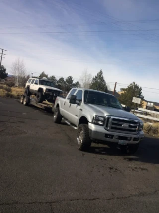 LKQ Brad's Auto and Truck Parts JunkYard in Bend (OR) - photo 4