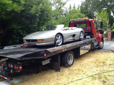 Pine Towing JunkYard in Richmond (CA) - photo 1