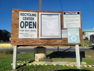 Republic Services West County Recycling Center JunkYard in Richmond (CA) - photo 4