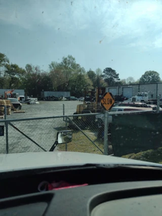 SELECT SALVAGE JunkYard in Jacksonville (NC) - photo 2