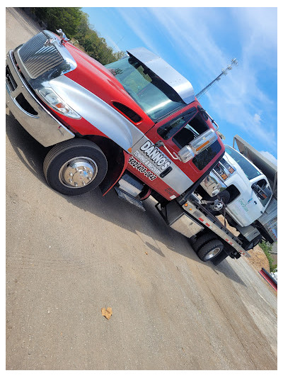 Danno's Towing and Recovery louisville ky JunkYard in Louisville (KY) - photo 4