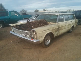 Hess Brothers Auto Dismantling JunkYard in Redding (CA) - photo 4