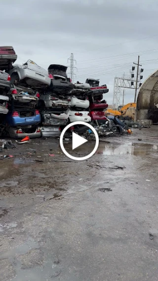 H&M Junk Cars JunkYard in Dearborn (MI) - photo 2