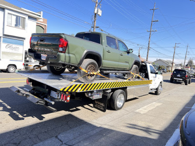 Hayward Elite Tow JunkYard in Vacaville (CA) - photo 4