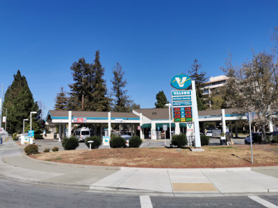 Andy's Valero Gas & Service Center JunkYard in Vacaville (CA) - photo 2