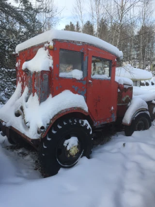 Kessler's Auto Salvage JunkYard in Eau Claire (WI) - photo 2