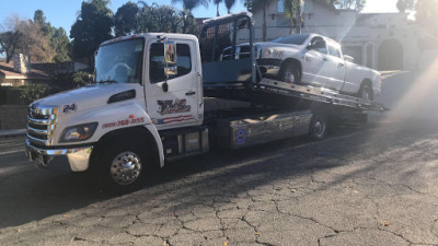 The Flag Towing JunkYard in Riverside (CA) - photo 1