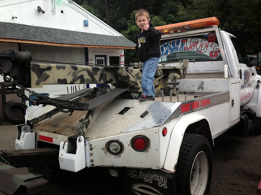 O'wards Towing JunkYard in Pittsburgh (PA)