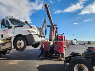 Bugs Towing JunkYard in Colorado Springs (CO) - photo 4