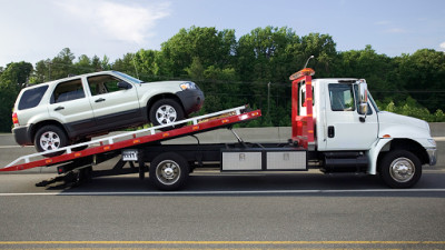 Boulevard Towing JunkYard in Springfield (MA) - photo 1