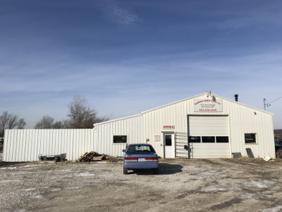 Barnes Auto Salvage JunkYard in Columbia (MO) - photo 3