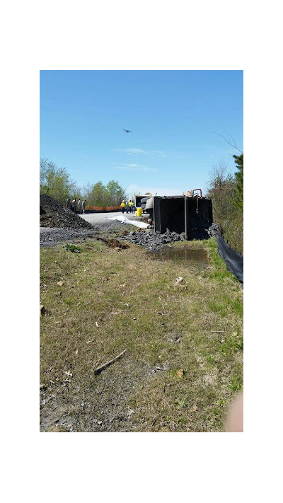 Mid State Wrecker Service JunkYard in Little Rock (AR) - photo 3