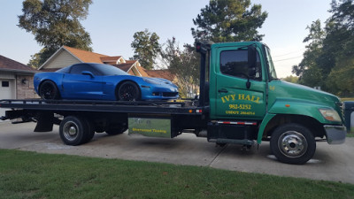 Ivy Hall Towing & Recovery JunkYard in Little Rock (AR) - photo 1