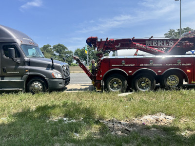 Merl's Towing Service JunkYard in Grand Rapids (MI) - photo 1