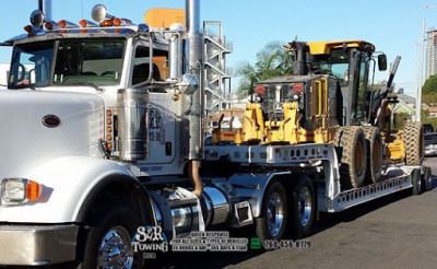 S & R Towing Inc. - Vista JunkYard in Carlsbad (CA) - photo 3