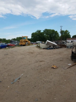 Charlie Heath West 40 Salvage JunkYard in Kansas City (KS) - photo 1