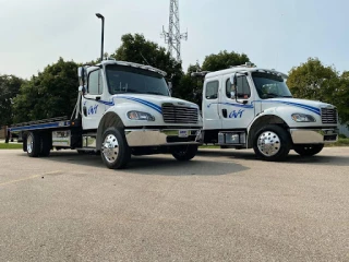 Grand Valley Towing and Transport JunkYard in Grand Rapids (MI) - photo 3