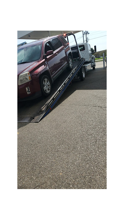 Grand Valley Towing and Transport JunkYard in Grand Rapids (MI) - photo 4