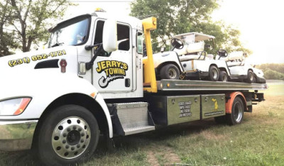 Jerry's Towing & Recovery JunkYard in Grand Rapids (MI) - photo 1