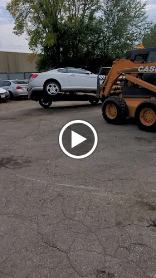 Crosby's Heavy Duty Wrecker Service JunkYard in Green Bay (WI) - photo 3