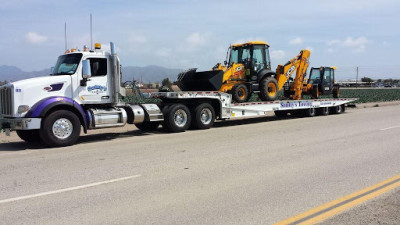 Smitty's Towing JunkYard in Santa Maria (CA) - photo 1