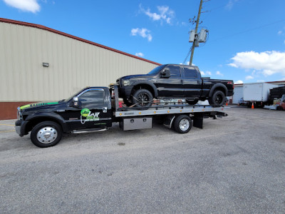 L & R Towing Service JunkYard in Lakeland (FL) - photo 3