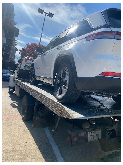 Coyotillo Towing Roadside assistance Jump start and Tow Truck Near Me Denver JunkYard in Fort Collins (CO) - photo 1