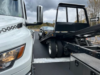 T & D Wrecker Services JunkYard in Hickory (NC) - photo 2