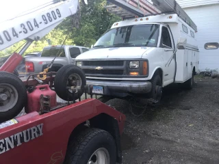 Express towing LLC JunkYard in Hartford (CT) - photo 3