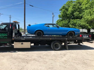 Bedroc Roadside Assistance JunkYard in Austin (TX) - photo 3