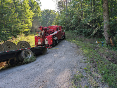 Hometown Heavy Wrecker Service JunkYard in Chattanooga (TN) - photo 3