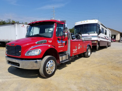 Titan Towing JunkYard in Chattanooga (TN) - photo 1