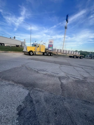 Independence Cooperative LLC Towing Division JunkYard in Champaign (IL) - photo 2