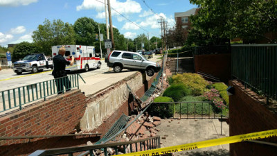 Reynolds Towing Service JunkYard in Champaign (IL) - photo 4