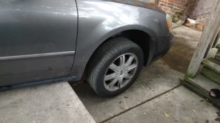 Bird’s Towing& Recovery Service JunkYard in Chicago (IL) - photo 2