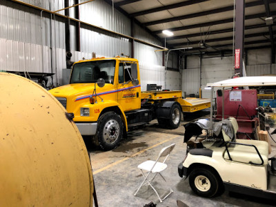 Don's Truck Towing & Truck Wash Inc. JunkYard in Kansas City (MO) - photo 2