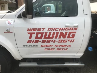 West Michigan Towing JunkYard in Grand Rapids (MI) - photo 2