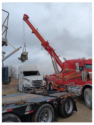 Paddack's Wrecker & Heavy Transport JunkYard in Indianapolis (IN) - photo 3