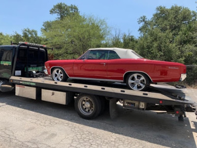 Banis Towing Service JunkYard in San Antonio (TX) - photo 2