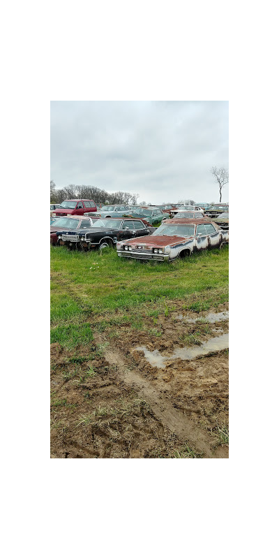 Markman's Auto Salvage JunkYard in Evansville (IN) - photo 2