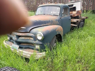 Oakleaf Auto Inc JunkYard in Sioux Falls (SD) - photo 3