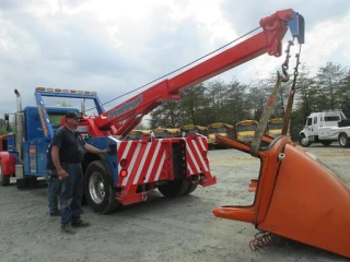 Northend Wrecker Service JunkYard in Winston-Salem (NC) - photo 3