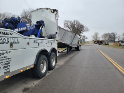 Renegade Towing & Recovery LLC JunkYard in Lincoln (NE) - photo 3