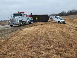 Renegade Towing & Recovery LLC JunkYard in Lincoln (NE) - photo 4