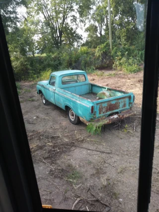 Harley's Auto Salvage & Radiator JunkYard in Minneapolis (MN) - photo 1