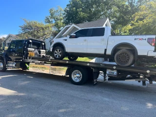 J's Southland Tow Service LLC JunkYard in Kansas City (MO) - photo 3