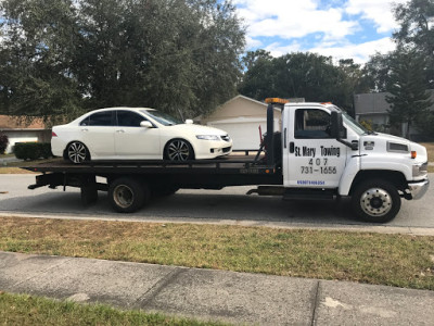 St Mary Towing JunkYard in Orlando (FL) - photo 1