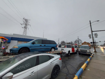 Towing X - Towing & Car Buyer JunkYard in Toledo (OH) - photo 3